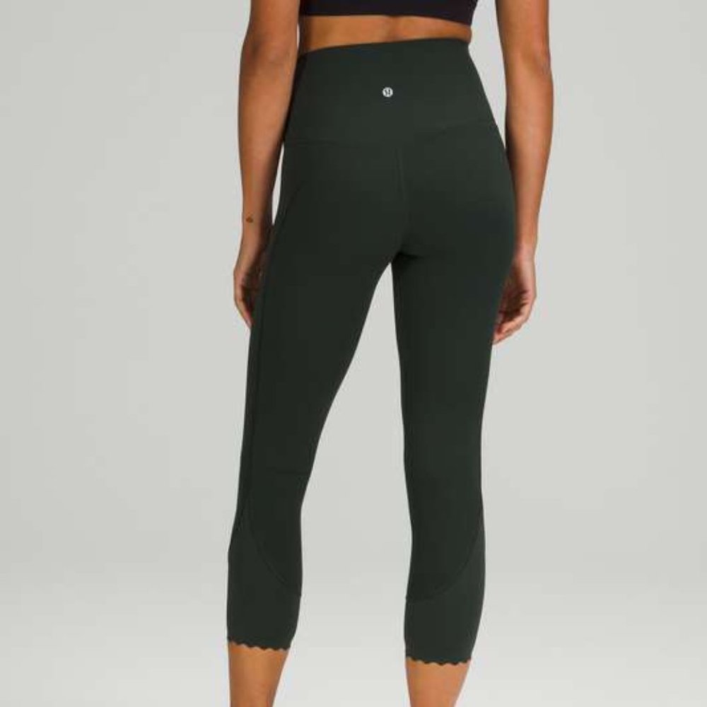 Lululemon Align Scalloped Hem High-Rise Crop  23" leggings